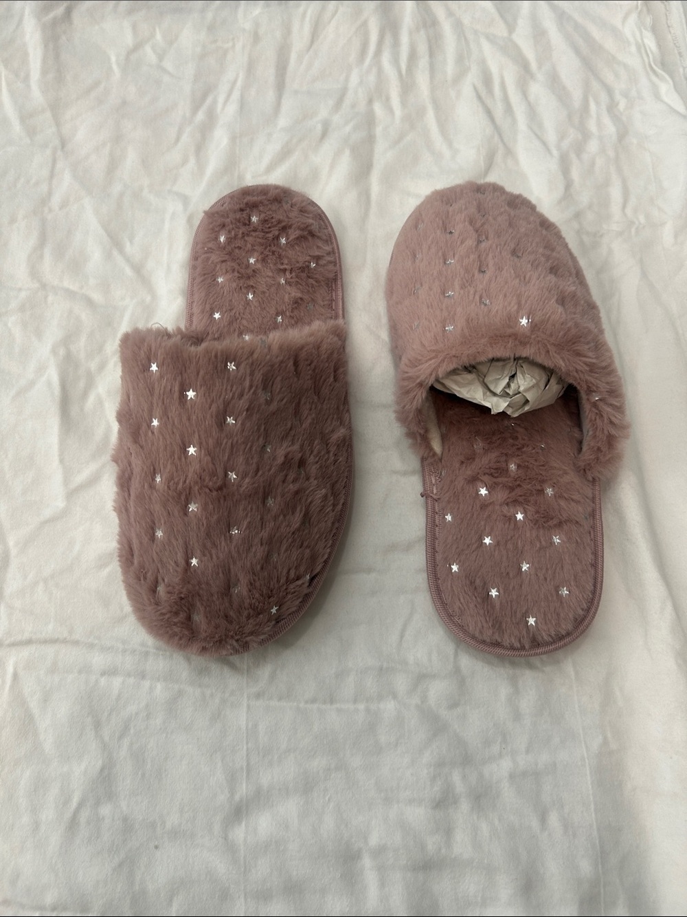 Coco + Carmen Mauve Plush Star-Embellished Women's Slippers